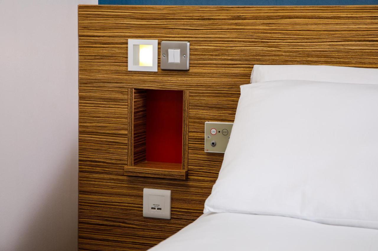 Ibis Budget Lancaster Centre Екстериор снимка