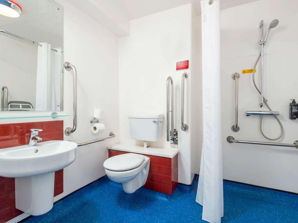 Ibis Budget Lancaster Centre Стая снимка