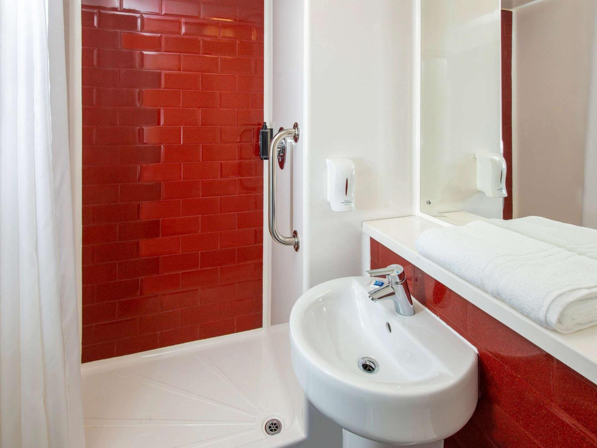 Ibis Budget Lancaster Centre Екстериор снимка