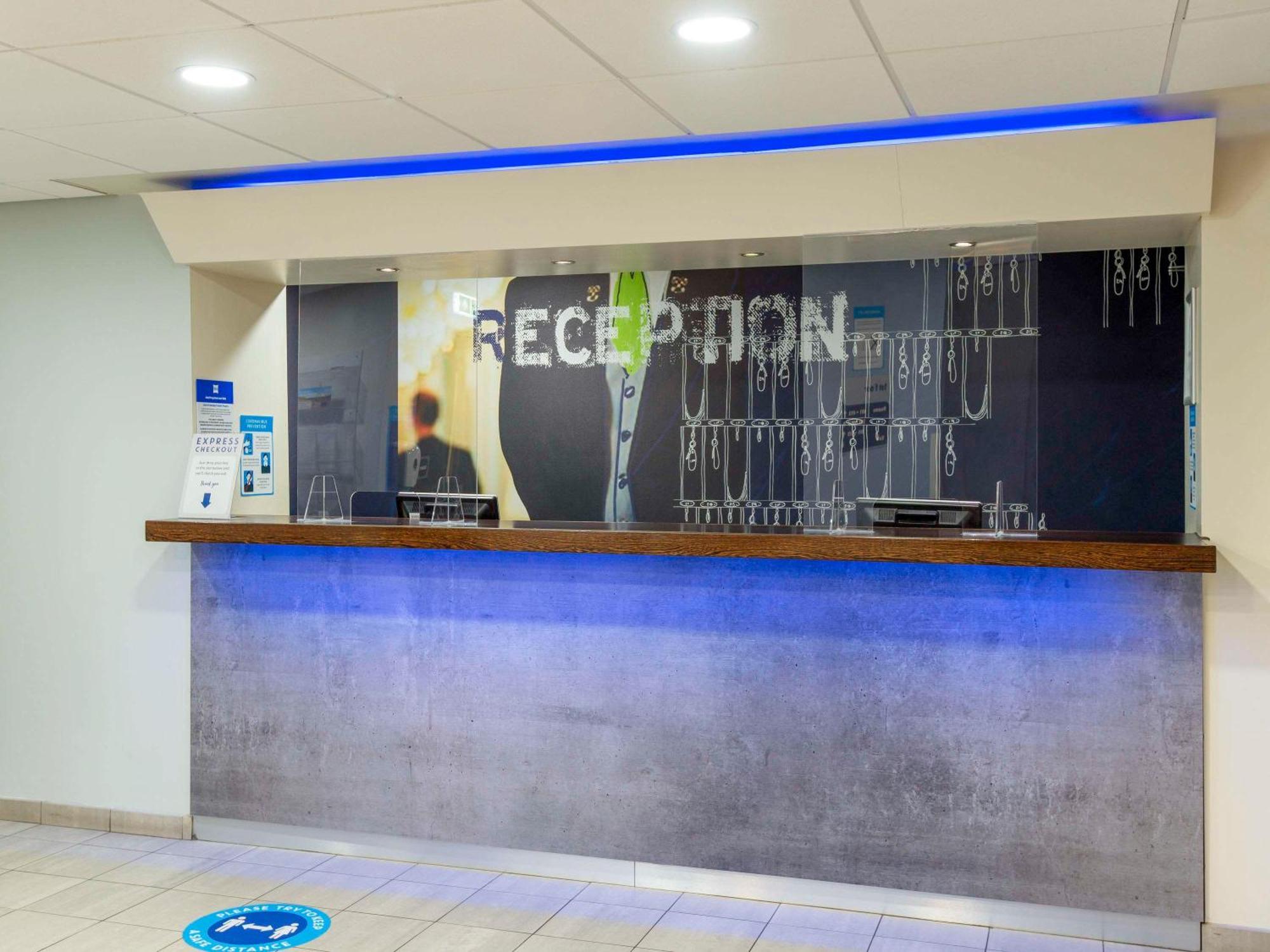 Ibis Budget Lancaster Centre Екстериор снимка